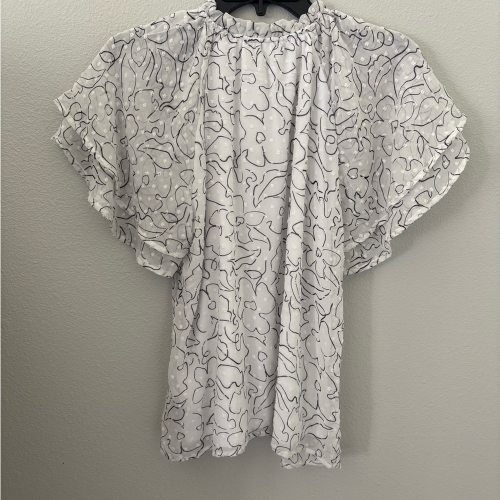 Bobeau Studio B White and Black Blouse - Picture 4 of 4
